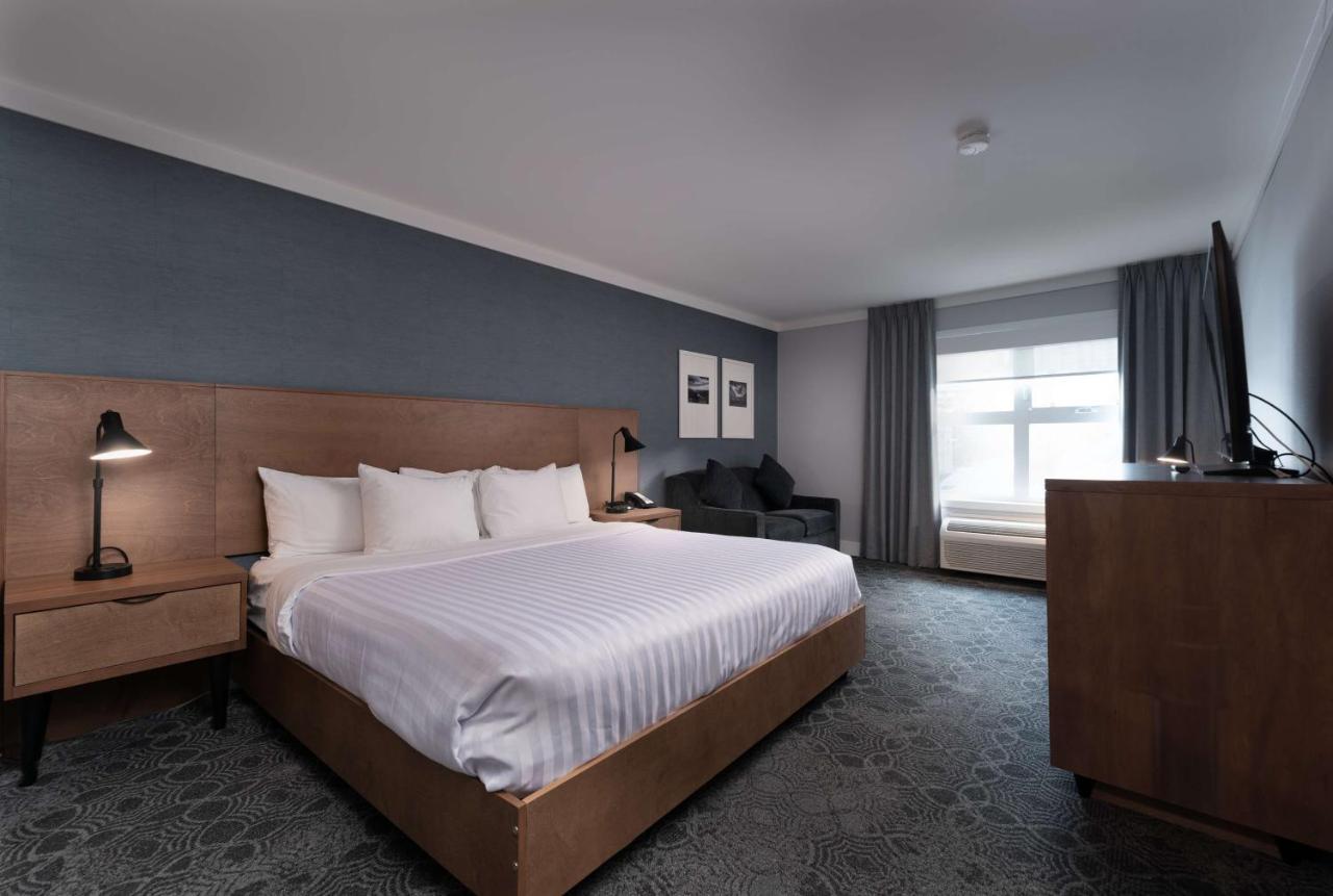 Prestige Hotel 3*